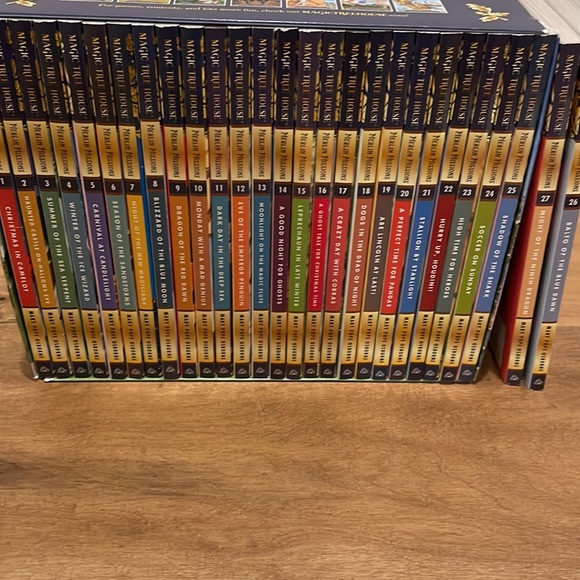 Magic Tree House Merlin Missions Box Set Books 1-27 - Picture 2 of 6